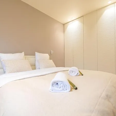 Mbm - La Tour Apartment Paris