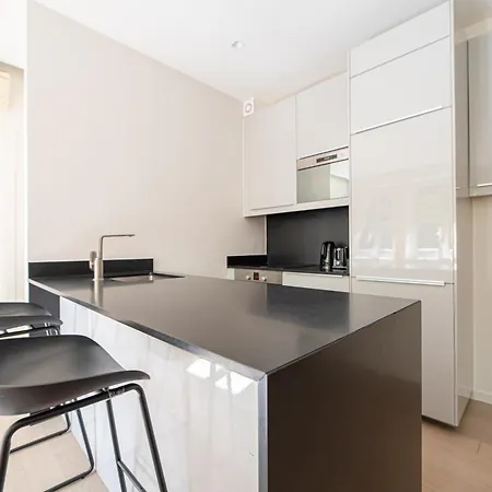 Appartement Mbm - La Tour Paris