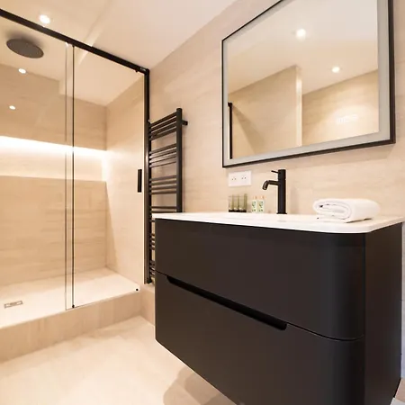 Mbm - La Tour Paris
