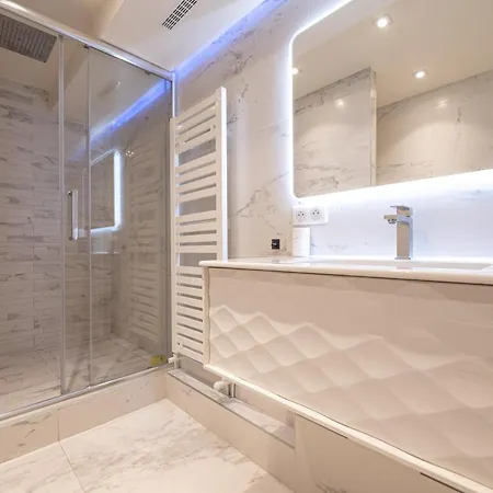Mbm - La Tour Apartmán