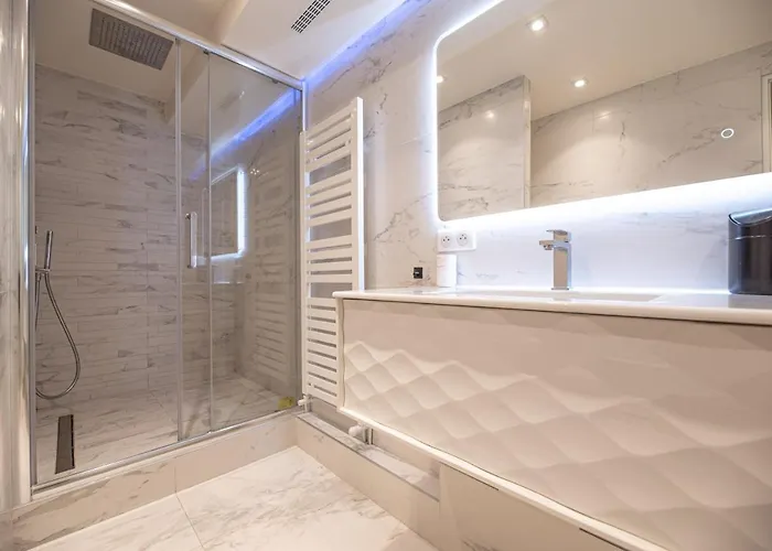 Mbm - La Tour Apartamento